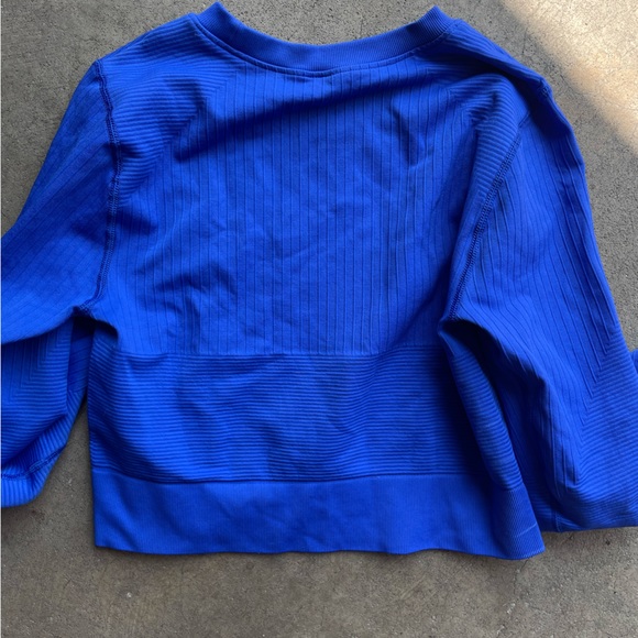 DSG (dicks sporting good) royal blue workout top - Picture 2 of 2